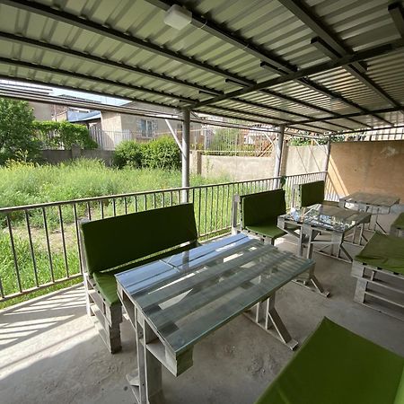 Kenut Hostel Yerevan Exterior photo