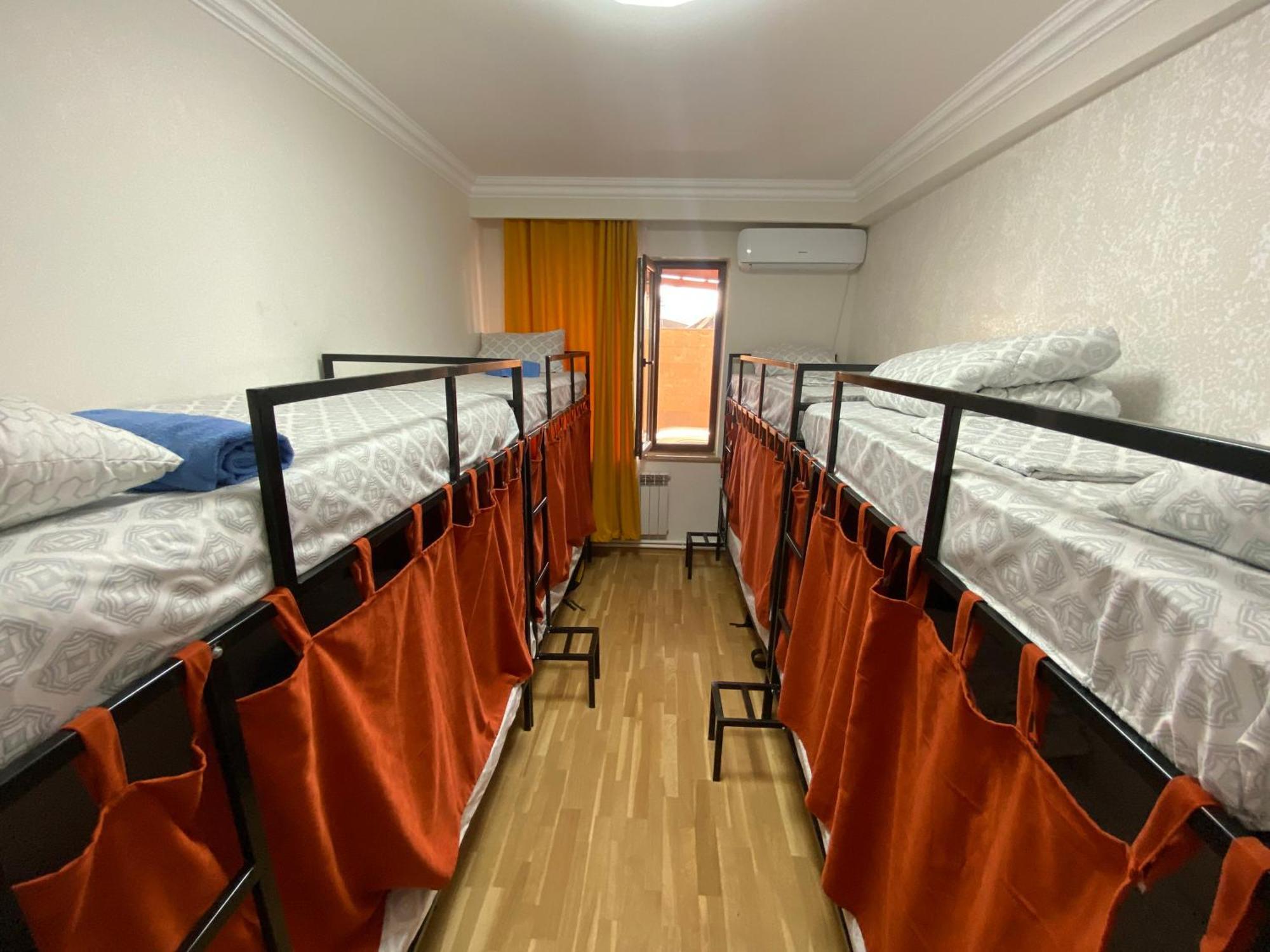 Kenut Hostel Yerevan Room photo